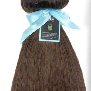 NEW IN BOX 9 Piece 16 Inch Zala Seamless Keratin Clip In Hair Extension. Mocha